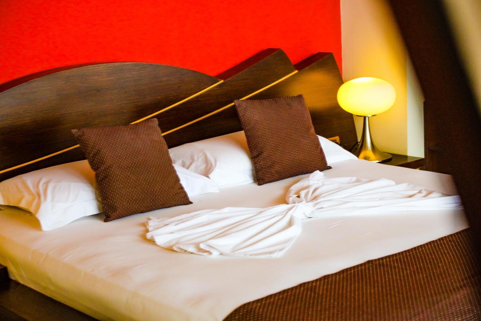 Hotel Liro - Adults Only Vlore Ruang foto